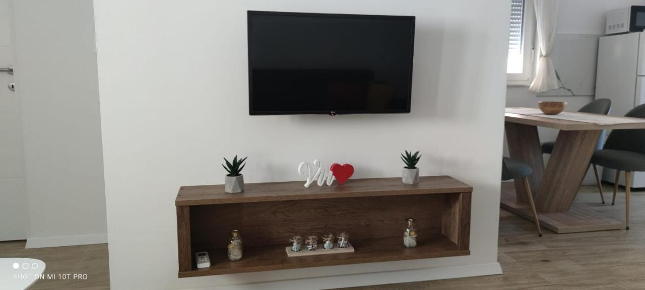 Apartments Alen Вир Екстериор снимка